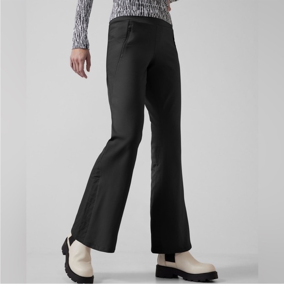 Athleta Pants - NWT Athleta | Peak Hybrid Fleece Flare Pants | Black | Size MP